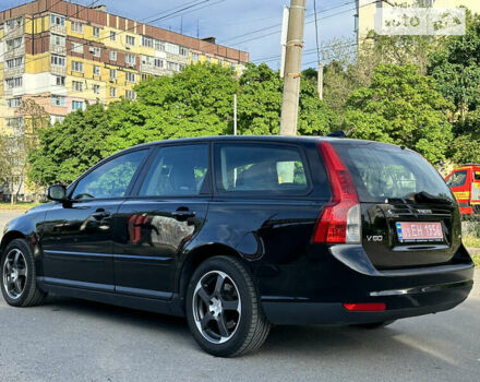Чорний Вольво V50, об'ємом двигуна 1.8 л та пробігом 185 тис. км за 6999 $, фото 5 на Automoto.ua