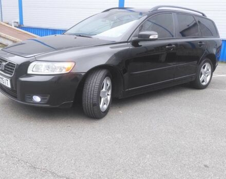 Вольво В50 2008 в Киеве на Automoto.ua Черный Вольво В50, объемом двигателя 2 л и пробегом 240 тыс. км за 8300 $, фото 8 на Automoto.ua