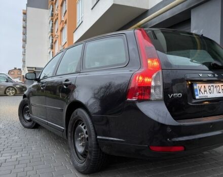 Чорний Вольво V50, об'ємом двигуна 1.6 л та пробігом 300 тис. км за 5000 $, фото 3 на Automoto.ua