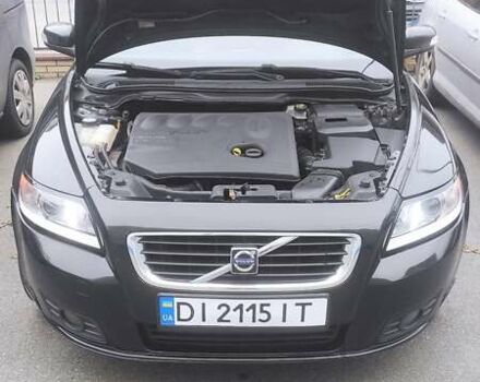 Чорний Вольво V50, об'ємом двигуна 2 л та пробігом 240 тис. км за 8300 $, фото 16 на Automoto.ua
