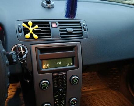 Черный Вольво В50, объемом двигателя 1.6 л и пробегом 223 тыс. км за 6200 $, фото 3 на Automoto.ua