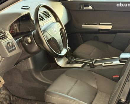 Черный Вольво В50, объемом двигателя 1.6 л и пробегом 265 тыс. км за 6890 $, фото 8 на Automoto.ua