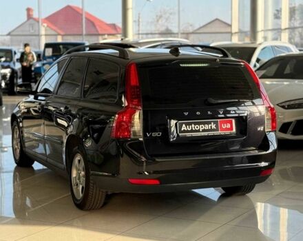 Чорний Вольво V50, об'ємом двигуна 1.6 л та пробігом 265 тис. км за 6890 $, фото 6 на Automoto.ua