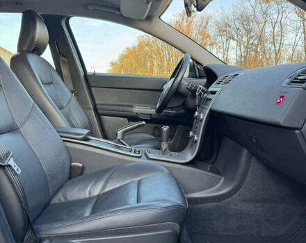 Черный Вольво В50, объемом двигателя 1.6 л и пробегом 223 тыс. км за 6999 $, фото 32 на Automoto.ua