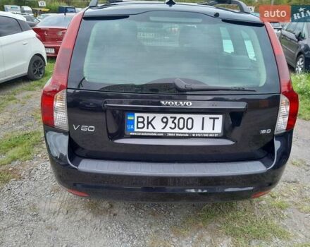 Чорний Вольво V50, об'ємом двигуна 1.6 л та пробігом 249 тис. км за 7400 $, фото 8 на Automoto.ua