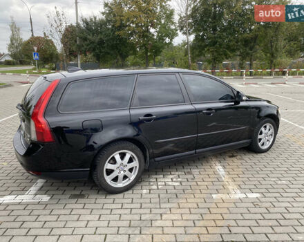 Черный Вольво В50, объемом двигателя 1.6 л и пробегом 295 тыс. км за 5700 $, фото 21 на Automoto.ua