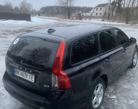 Черный Вольво В50, объемом двигателя 2 л и пробегом 330 тыс. км за 4950 $, фото 9 на Automoto.ua