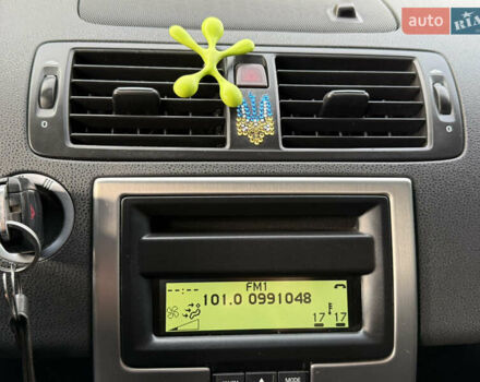 Чорний Вольво V50, об'ємом двигуна 1.6 л та пробігом 285 тис. км за 6999 $, фото 44 на Automoto.ua