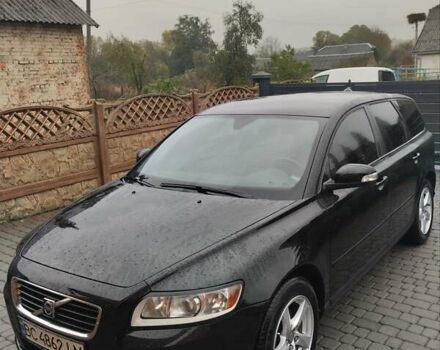 Черный Вольво В50, объемом двигателя 1.56 л и пробегом 235 тыс. км за 6750 $, фото 5 на Automoto.ua