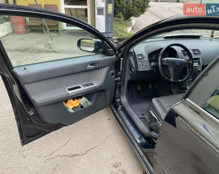Вольво В50 2009 в Львове на Automoto.ua Черный Вольво В50, объемом двигателя 1.56 л и пробегом 270 тыс. км за 6399 $, фото 6 на Automoto.ua