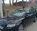Черный Вольво В50, объемом двигателя 1.6 л и пробегом 280 тыс. км за 4500 $, фото 1 на Automoto.ua
