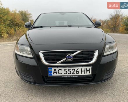 Вольво В50 2009 в Новониколаевке на Automoto.ua Черный Вольво В50, объемом двигателя 1.56 л и пробегом 246 тыс. км за 6500 $, фото 2 на Automoto.ua