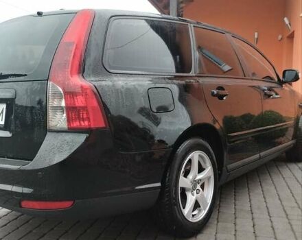 Чорний Вольво V50, об'ємом двигуна 1.6 л та пробігом 235 тис. км за 6100 $, фото 8 на Automoto.ua