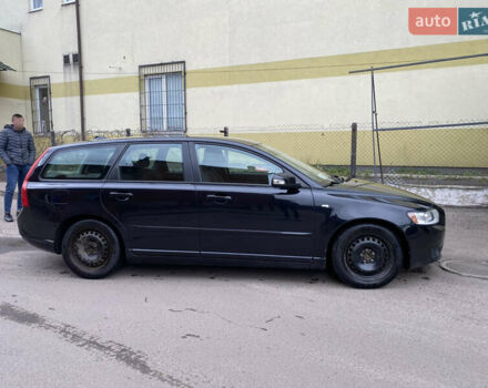 Вольво В50 2009 в Львове на Automoto.ua Черный Вольво В50, объемом двигателя 1.56 л и пробегом 270 тыс. км за 6399 $, фото 3 на Automoto.ua