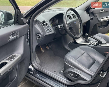 Черный Вольво В50, объемом двигателя 1.8 л и пробегом 189 тыс. км за 6950 $, фото 51 на Automoto.ua