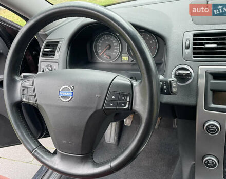 Черный Вольво В50, объемом двигателя 1.8 л и пробегом 189 тыс. км за 6950 $, фото 58 на Automoto.ua