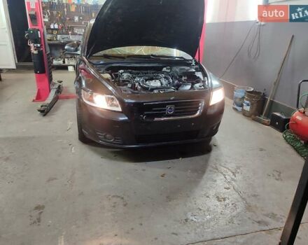 Чорний Вольво V50, об'ємом двигуна 1.6 л та пробігом 234 тис. км за 2700 $, фото 19 на Automoto.ua