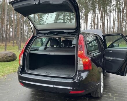 Черный Вольво В50, объемом двигателя 1.8 л и пробегом 189 тыс. км за 6950 $, фото 20 на Automoto.ua