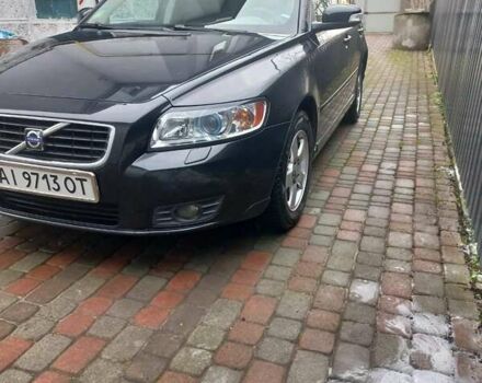 Черный Вольво В50, объемом двигателя 1.6 л и пробегом 185 тыс. км за 7300 $, фото 1 на Automoto.ua