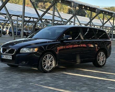 Черный Вольво В50, объемом двигателя 1.6 л и пробегом 380 тыс. км за 6500 $, фото 2 на Automoto.ua