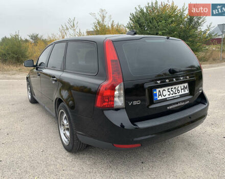 Черный Вольво В50, объемом двигателя 1.56 л и пробегом 247 тыс. км за 6500 $, фото 7 на Automoto.ua