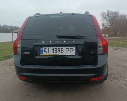 Черный Вольво В50, объемом двигателя 1.6 л и пробегом 210 тыс. км за 7500 $, фото 6 на Automoto.ua