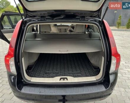 Черный Вольво В50, объемом двигателя 1.6 л и пробегом 299 тыс. км за 7000 $, фото 34 на Automoto.ua