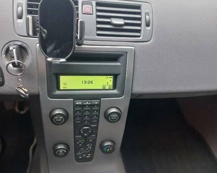 Черный Вольво В50, объемом двигателя 1.6 л и пробегом 185 тыс. км за 7300 $, фото 11 на Automoto.ua