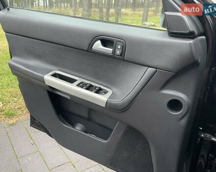 Черный Вольво В50, объемом двигателя 1.8 л и пробегом 189 тыс. км за 6950 $, фото 53 на Automoto.ua