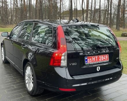 Черный Вольво В50, объемом двигателя 1.8 л и пробегом 189 тыс. км за 6950 $, фото 4 на Automoto.ua