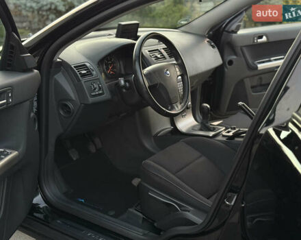 Чорний Вольво V50, об'ємом двигуна 1.6 л та пробігом 225 тис. км за 6899 $, фото 92 на Automoto.ua