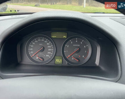 Черный Вольво В50, объемом двигателя 1.8 л и пробегом 189 тыс. км за 6950 $, фото 57 на Automoto.ua