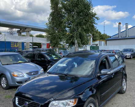 Чорний Вольво V50, об'ємом двигуна 1.8 л та пробігом 231 тис. км за 5200 $, фото 1 на Automoto.ua
