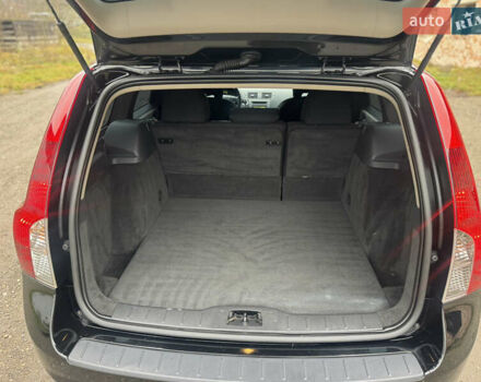 Черный Вольво В50, объемом двигателя 1.56 л и пробегом 213 тыс. км за 6599 $, фото 23 на Automoto.ua