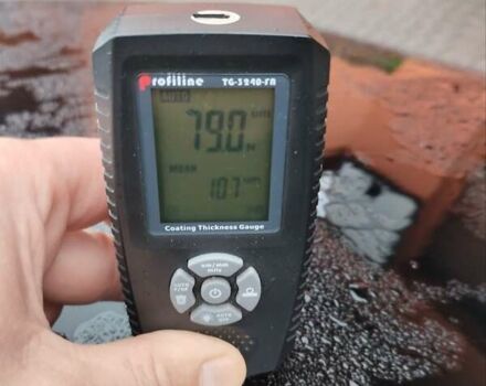 Черный Вольво В50, объемом двигателя 1.56 л и пробегом 234 тыс. км за 6199 $, фото 3 на Automoto.ua