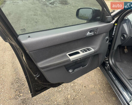 Черный Вольво В50, объемом двигателя 1.56 л и пробегом 213 тыс. км за 6599 $, фото 21 на Automoto.ua