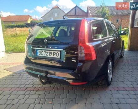 Вольво В50 2009 в Трускавце на Automoto.ua Черный Вольво В50, объемом двигателя 1.6 л и пробегом 253 тыс. км за 6800 $, фото 7 на Automoto.ua