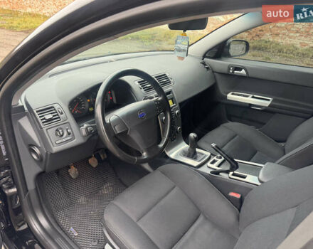 Черный Вольво В50, объемом двигателя 1.56 л и пробегом 213 тыс. км за 6599 $, фото 37 на Automoto.ua