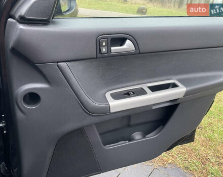 Черный Вольво В50, объемом двигателя 1.8 л и пробегом 189 тыс. км за 6950 $, фото 31 на Automoto.ua