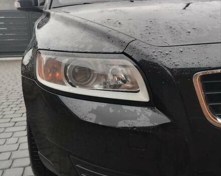 Черный Вольво В50, объемом двигателя 1.56 л и пробегом 235 тыс. км за 6750 $, фото 4 на Automoto.ua