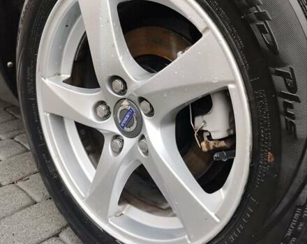 Черный Вольво В50, объемом двигателя 1.56 л и пробегом 235 тыс. км за 6750 $, фото 14 на Automoto.ua