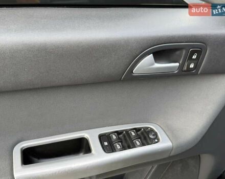 Чорний Вольво V50, об'ємом двигуна 1.6 л та пробігом 285 тис. км за 6999 $, фото 39 на Automoto.ua