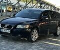 Черный Вольво В50, объемом двигателя 1.6 л и пробегом 380 тыс. км за 6500 $, фото 1 на Automoto.ua