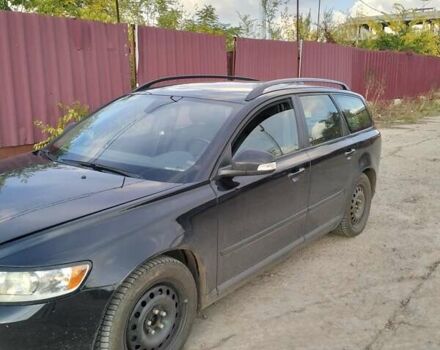 Вольво В50 2009 в Кривом Роге на Automoto.ua Черный Вольво В50, объемом двигателя 1.6 л и пробегом 245 тыс. км за 7500 $, фото 2 на Automoto.ua