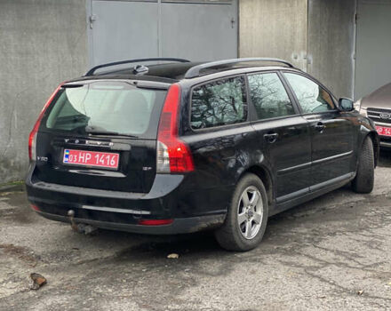 Чорний Вольво V50, об'ємом двигуна 0 л та пробігом 198 тис. км за 6500 $, фото 4 на Automoto.ua