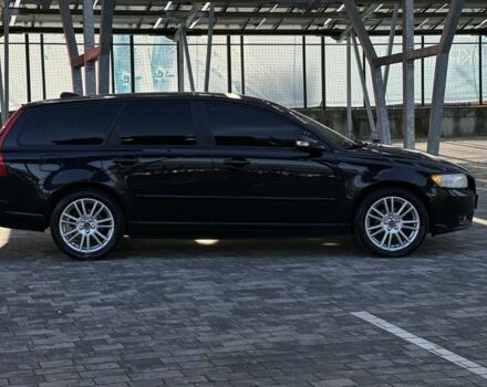 Черный Вольво В50, объемом двигателя 1.6 л и пробегом 380 тыс. км за 6500 $, фото 11 на Automoto.ua
