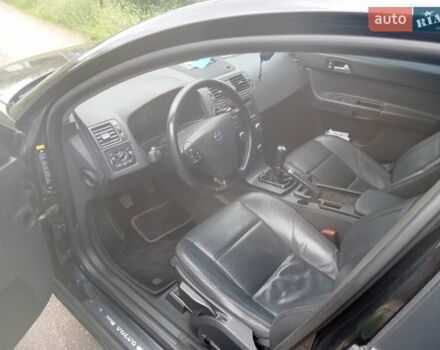 Черный Вольво В50, объемом двигателя 2 л и пробегом 227 тыс. км за 8100 $, фото 6 на Automoto.ua
