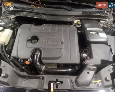 Вольво В50 2009 в Трускавце на Automoto.ua Черный Вольво В50, объемом двигателя 1.6 л и пробегом 253 тыс. км за 6800 $, фото 24 на Automoto.ua