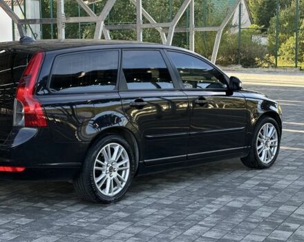 Черный Вольво В50, объемом двигателя 1.6 л и пробегом 380 тыс. км за 6500 $, фото 10 на Automoto.ua