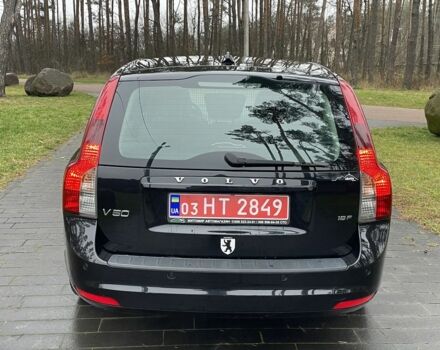 Черный Вольво В50, объемом двигателя 1.8 л и пробегом 189 тыс. км за 6950 $, фото 5 на Automoto.ua